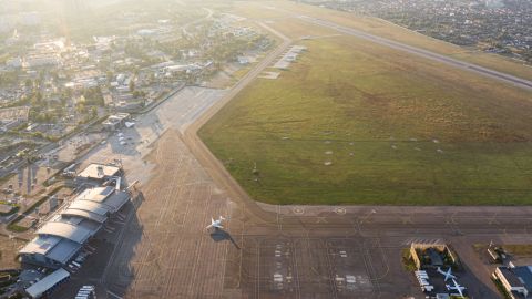 Сьогодні аеропорт "Київ" відновить роботу