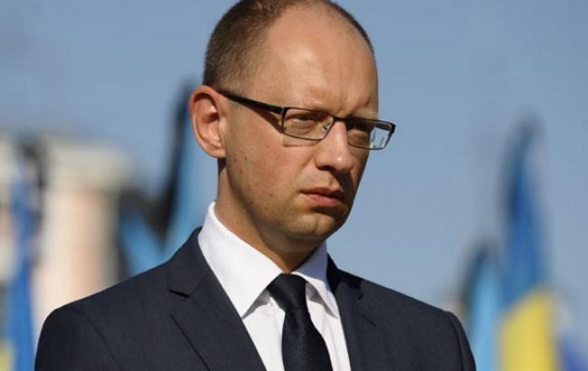 Яценюк подпишет с ЕИБ договор о кредитах для Украины 22 декабря