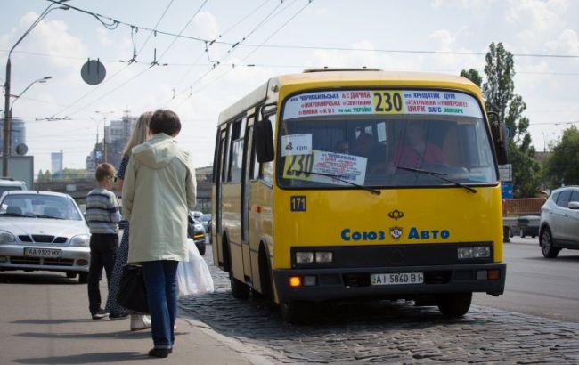 В киевской маршрутке произошел взрыв, есть пострадавшие