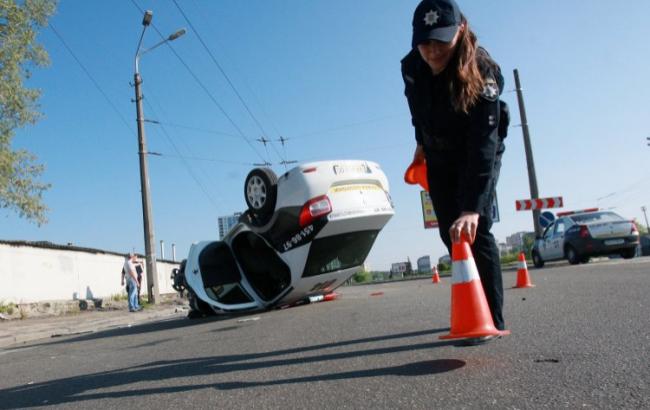 У Києві сталася аварія за участю маршрутного автобуса, є постраждалі