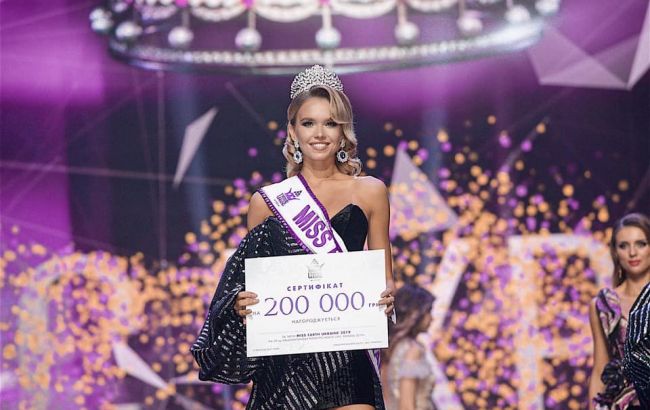 Мисс Украина Земля 2019 отправилась на международный конкурс: фото красотки в купальнике