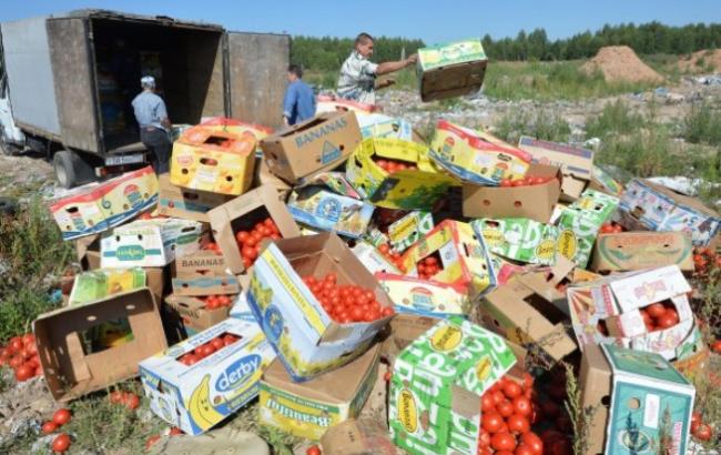 В оккупированном Крыму уничтожили две тонны овощей