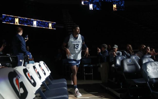 Геймвінер центрового "Мемфіса" підтвердив провальний сезон "Сан-Антоніо": момент дня в НБА