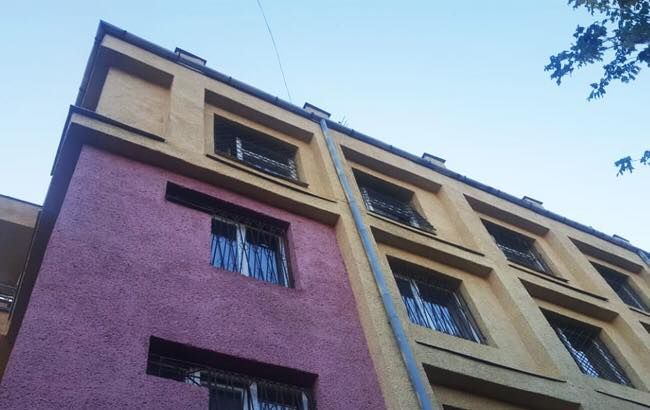 В Ужгороде мужчина выбросился из окна городского отдела полиции, - ГБР