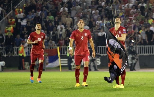 УЕФА лишила Сербию трех очков, а Албании засчитано техническое поражение за сорванный матч