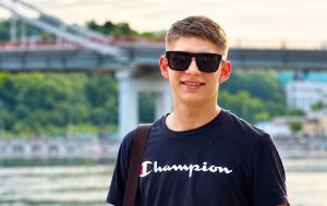 Мріяв бути штурманом з дитинства. Що відомо про 23-річного загиблого в авіатрощі Су-24