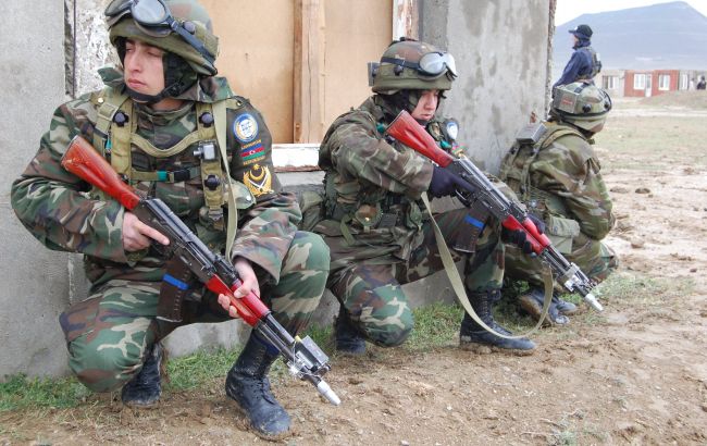 Азербайджан пошел в наступление в Нагорном Карабахе: как реагируют союзники сторон