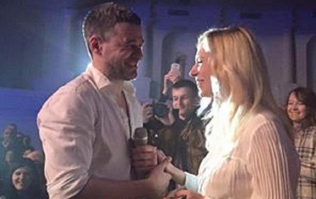 Тоня Матвієнко отримала пропозицію руки і серця прямо на концерті майбутнього чоловіка