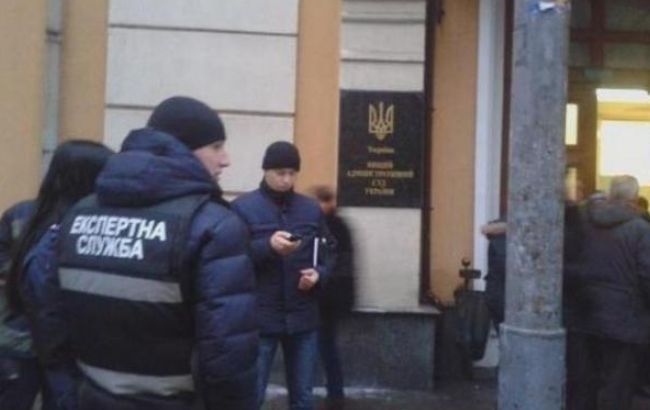 Полиция Киева не обнаружила взрывчатку в здании Высшего административного суда