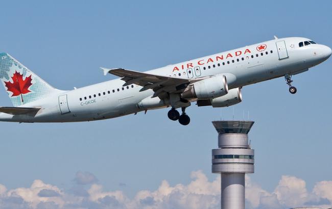 В Канаде жесткую посадку совершил Airbus A320, пострадали 25 человек