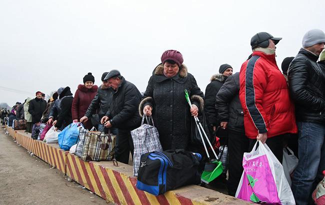 "Люди уже потеряли доверие": стало известно, что больше всего волнует жителей Донбасса