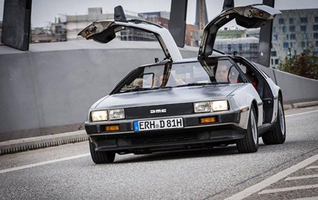 DeLorean снова будет выпускать машину из фильмов "Назад в будущее"