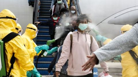 Канада эвакуирует своих граждан из Китая из-за короновируса