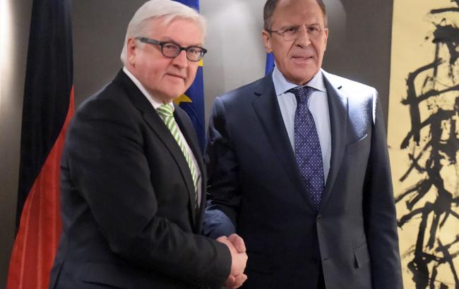 Лавров говорив з Керрі і Штайнмайером про реалізацію мінських угод