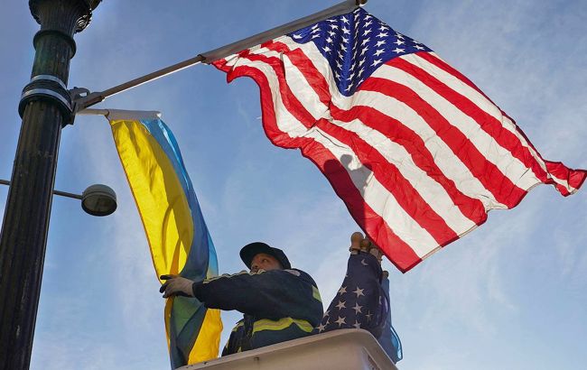 Американські політики розповіли, як Україна об’єднала "поляризовані" США