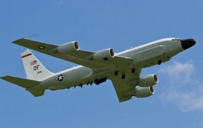 Военный самолет США начал миссию над оккупированным Крымом