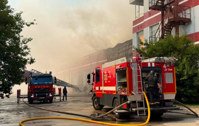 У Харкові через атаку РФ згорів склад видавництва "Ранок": втрачено мільйони книжок