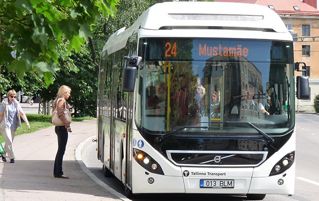 Естонія ввела безкоштовний проїзд на автобусах