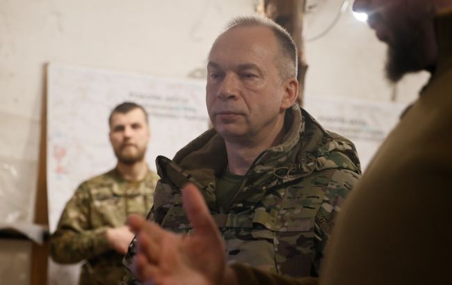 Сирський на Донбасі заявив про прорахунки командирів в обороні. Ситуацію виправлено, буде резерв