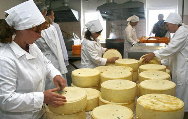 Россия не пустила в Крым более 7 т украинского сыра