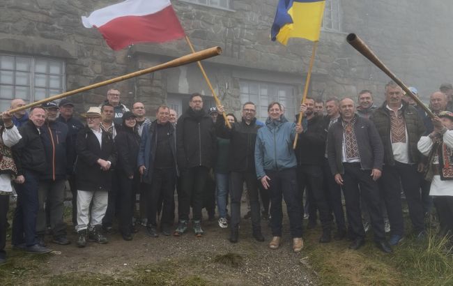На Піп Івані відкрили міжнародний науковий центр: що там досліджуватимуть