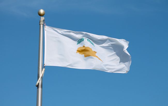 Без права компенсации: Кипр лишил гражданства 39 инвесторов и 6 членов их семей