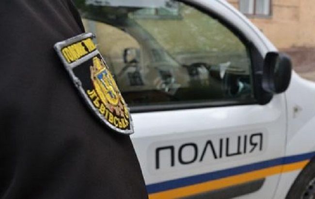 У Львові підозрюваний вкрав у поліцейського пістолет та втік з відділку