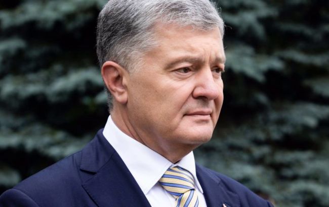 Порошенко про Конституцію: це не "шведський стіл", а фундамент державності України