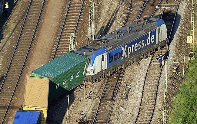 В Германии сошел с рельсов грузовой поезд
