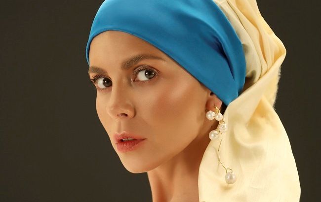 Из Моны Лизы в Фриду Кало:  Каменских восхитила новым клипом на песню "Обіцяю"