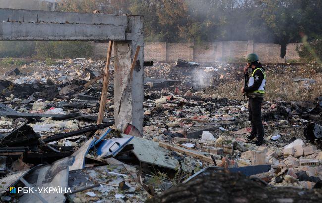 Ракетный удар по Киеву: сбиты более 20 целей, первые фото последствий