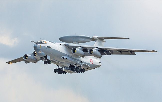 Разведка Британии: Россия может попытаться расконсервировать самолеты А-50
