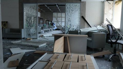 Ракетний обстріл Харкова: росіяни вдарили біля будівлі ЦНАПу, кількість поранених зросла