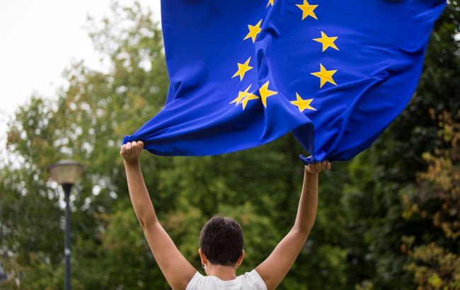 ЄС скоротить до 13 список країн "зеленої зони", - Reuters