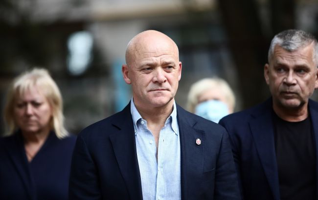 Труханов: все одесские дворы должны быть безопасными и благоустроенными