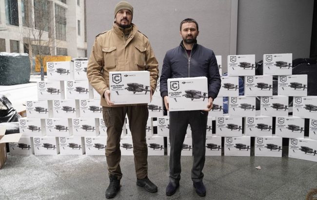 Українські розвідники в рамках ініціативи Ахметова отримали партію дронів на 6 млн