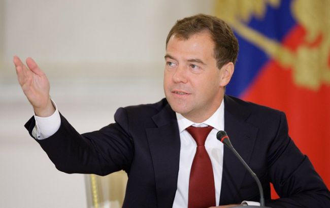 Медведев назвал нулевыми результаты трехсторонней работы по ассоциации Украина-ЕС