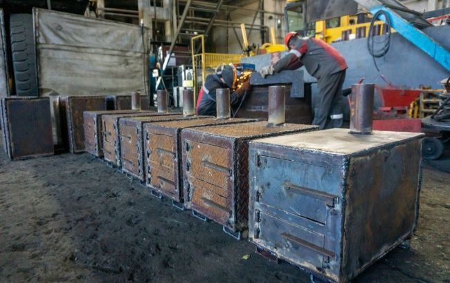 Украинские бойцы получат почти 400 печек от "Стального фронта"