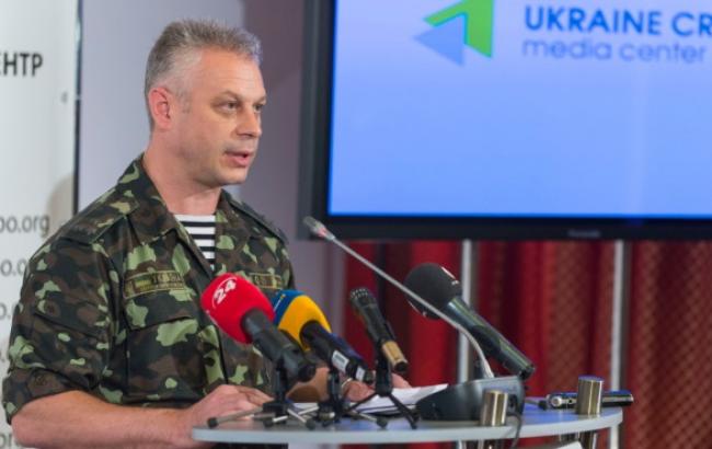 В штабе уточнили, что в зоне АТО за сутки погибли 11 украинских военных, 40 ранены