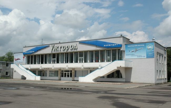 Злітну смугу Ужгородського аеропорту капітально відремонтують у травні, - Москаль