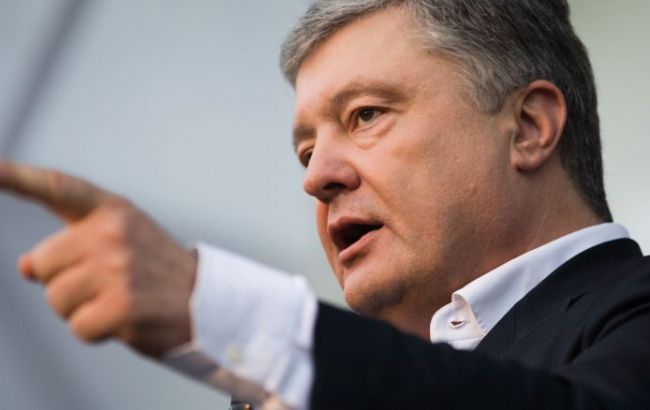Порошенко: требуем объяснить, кто дал директивы Ермаку подписать протокол ТКГ