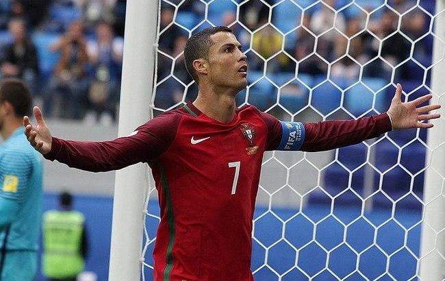 "Подмосковные вечера": Криштиану Роналду рассмешили русские традиции