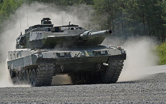 Швеция доставила в Украину 10 танков Strv 122 вместе с обученными экипажами
