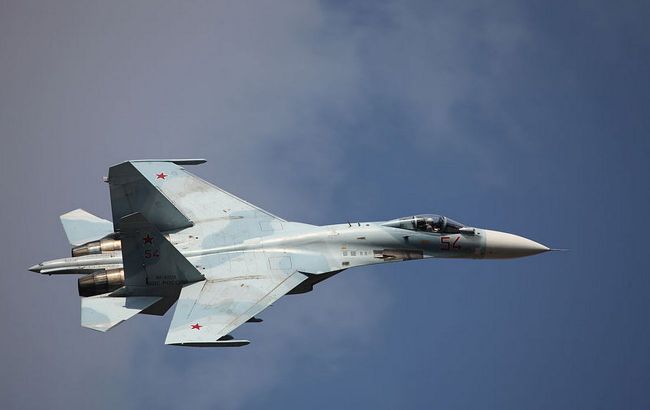США раскритиковали РФ за опасные маневры Су-27 над Черным морем