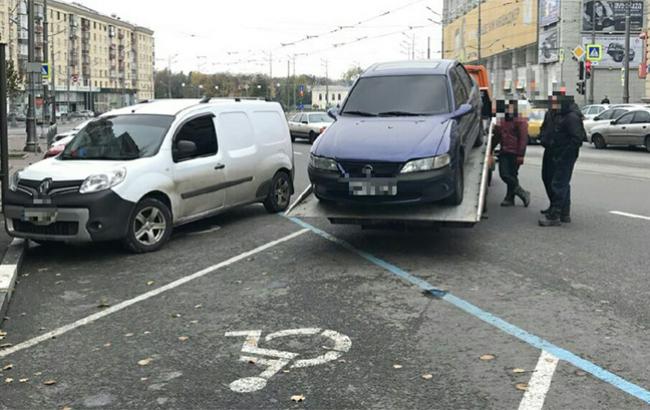 Закон о парковке опубликован в "Голосе Украины"