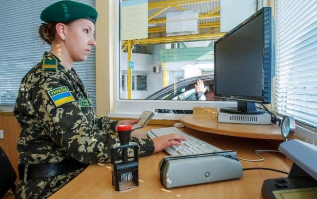 Одесские пограничники задержали в аэропорту разыскиваемого турка
