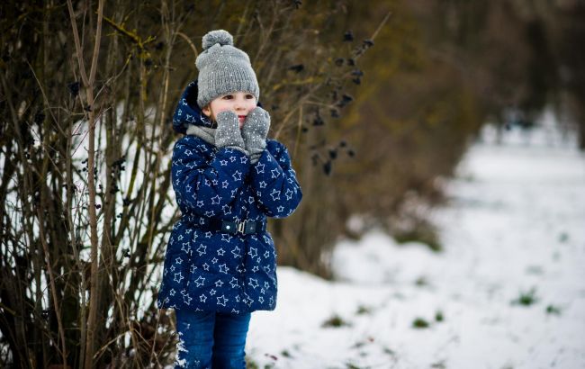 Как одевать ребенка в холод? Эти "золотые правила" спасут от болезней