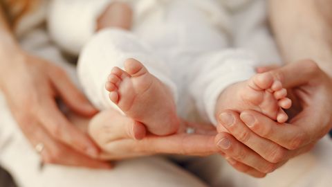 У Дніпрі у мами з важким коронавірусом народилися двійнята