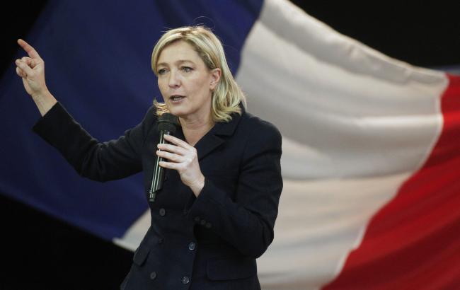 "Национальный фронт" Марин Ле Пен проиграл на выборах во Франции