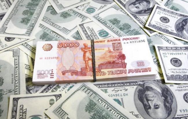 Курс доллара опустился ниже 68 рублей